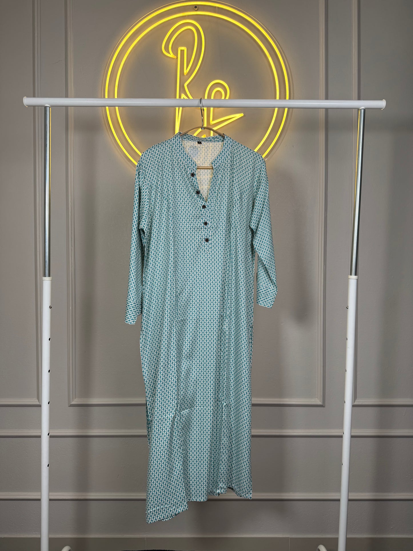 Women’s Printed Cotton Kurthi with Princess Cut – 45 Inch Long Modest Kurthi in L & XL