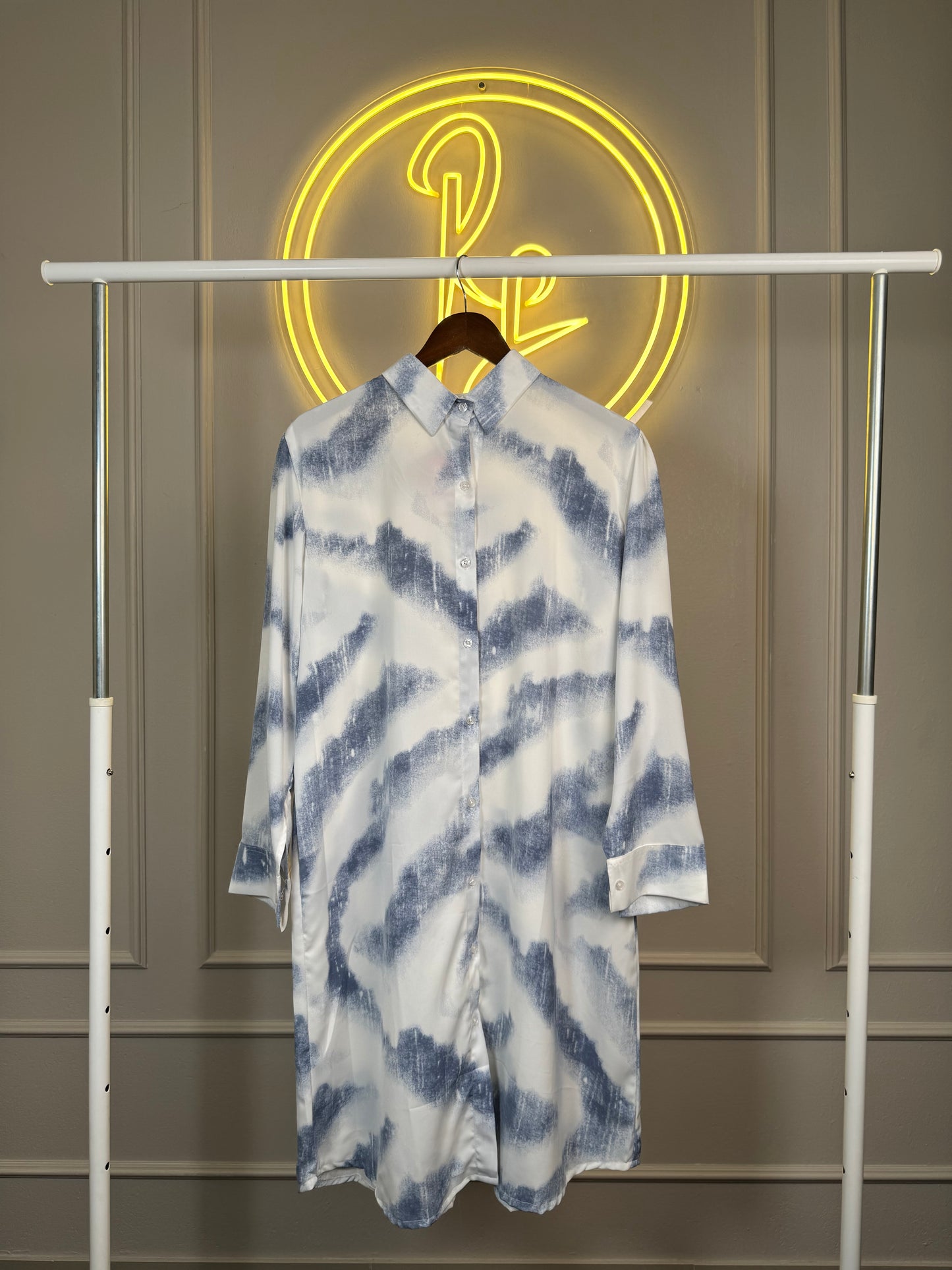 Women’s abstract print knee length shirt top by RF Abayas, made from imported Chinese fabric, fits up to 3XL, 41 inches long.