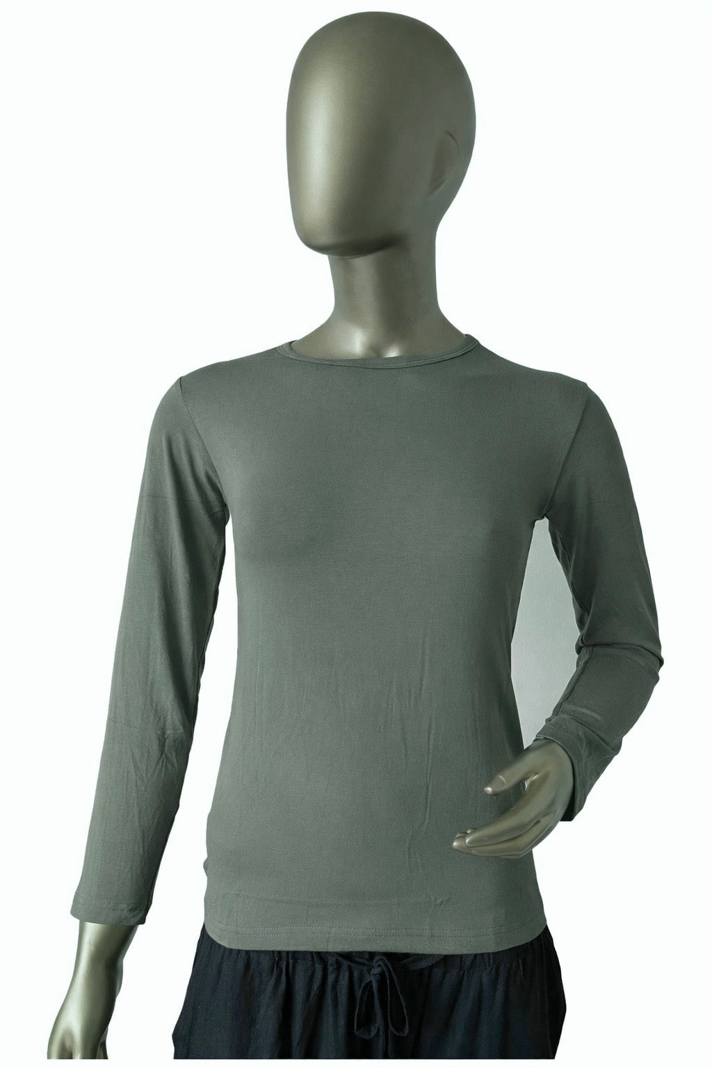 Women's full sleeve innerwear by RF Abayas, XL size, plain and comfortable inner top for women.