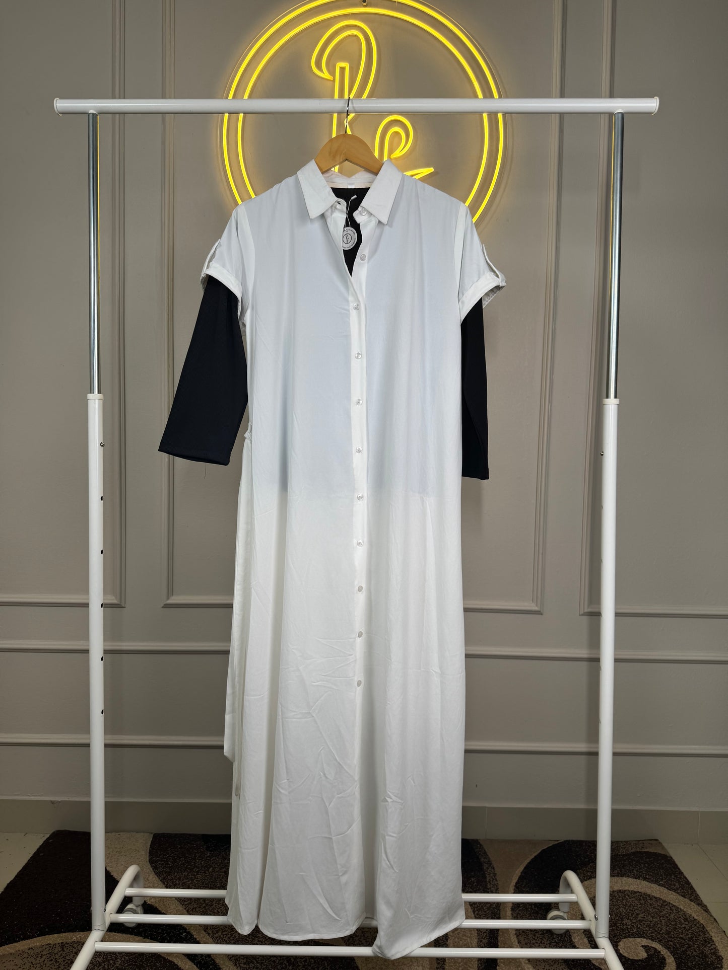 ✨ White Maxi Dress with Black Ribbed Inner – XL | 56” Length | Modest & Elegant