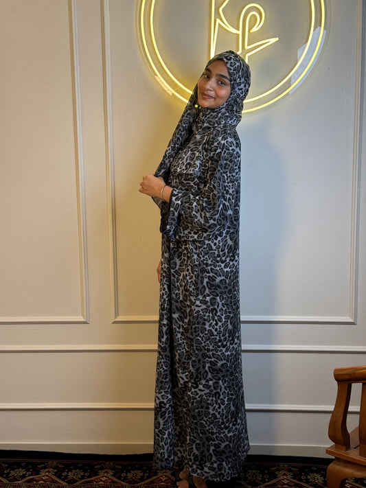 Midnight Luxe Chiffon Abaya with Shawl