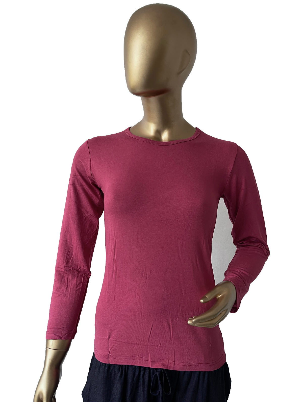 Black women's full sleeve innerwear in XL by RF Abayas, shown on a model, made of comfortable, stretchy fabric.
