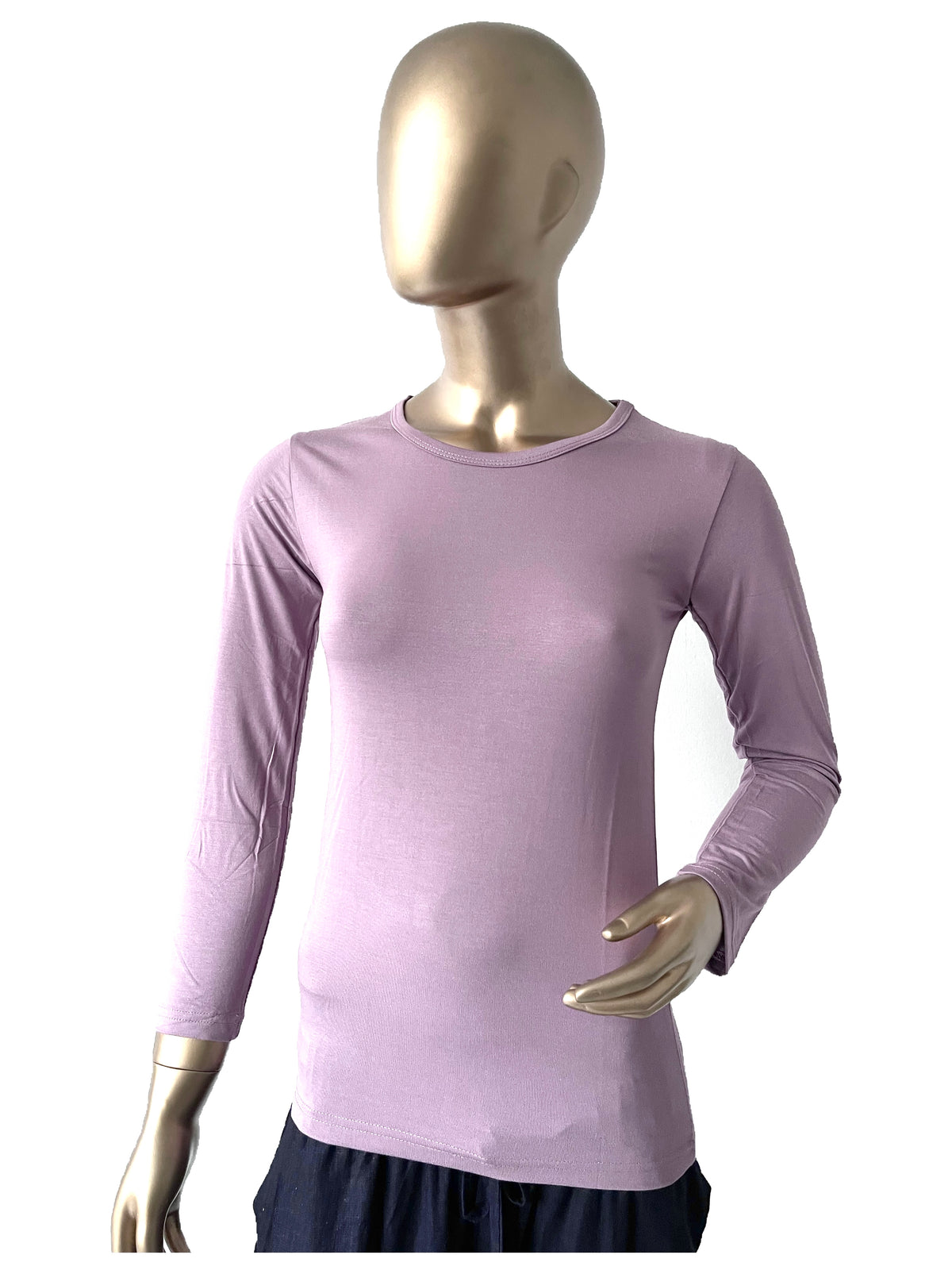 Black women's full sleeve innerwear in XL from RF Abayas, close-up view showing soft fabric and comfortable fit.