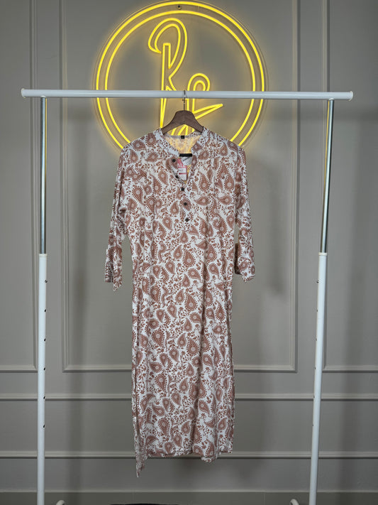 Women’s Paisley Print Cotton Kurthi with Princess Cut – 44 Inch Long Modest Kurti Fit Up to XL