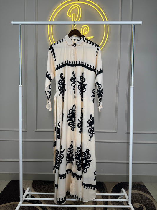 Ivory & Black Printed Maxi Dress – 56” Length | Smocked Sleeves | XL Fit