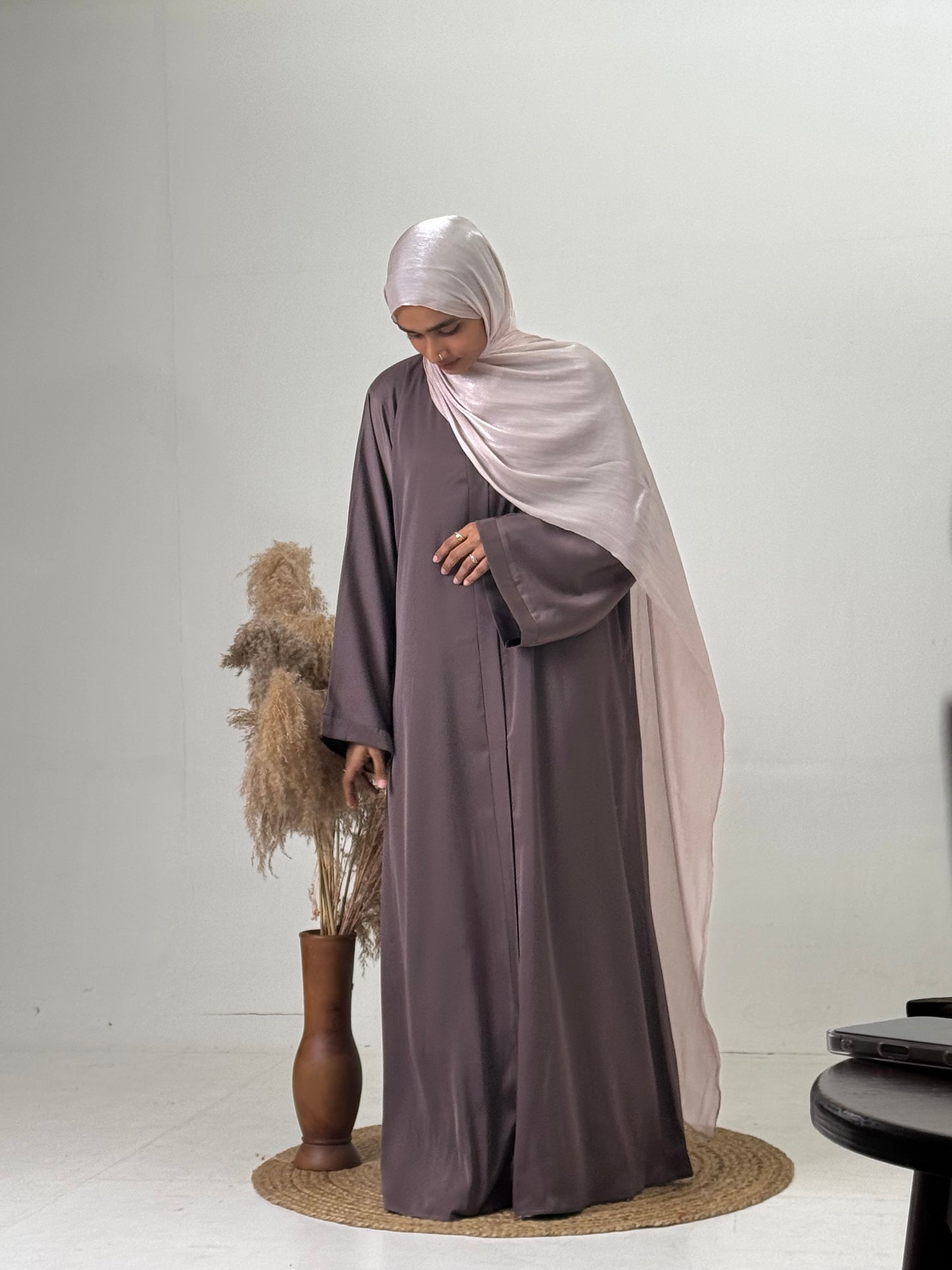 Women’s Imported TikTok Abaya in Smoky Mauve – Flowy Summer Friendly Modest Wear Abaya