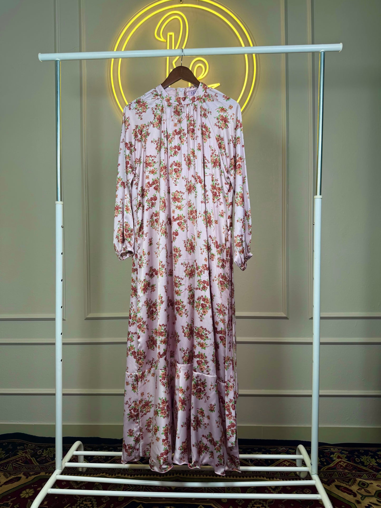 Women’s Floral Print Satin Maxi Dress with Balloon Sleeves – 54 Inch Long Modest Flowy Dress Fit Up to XXL