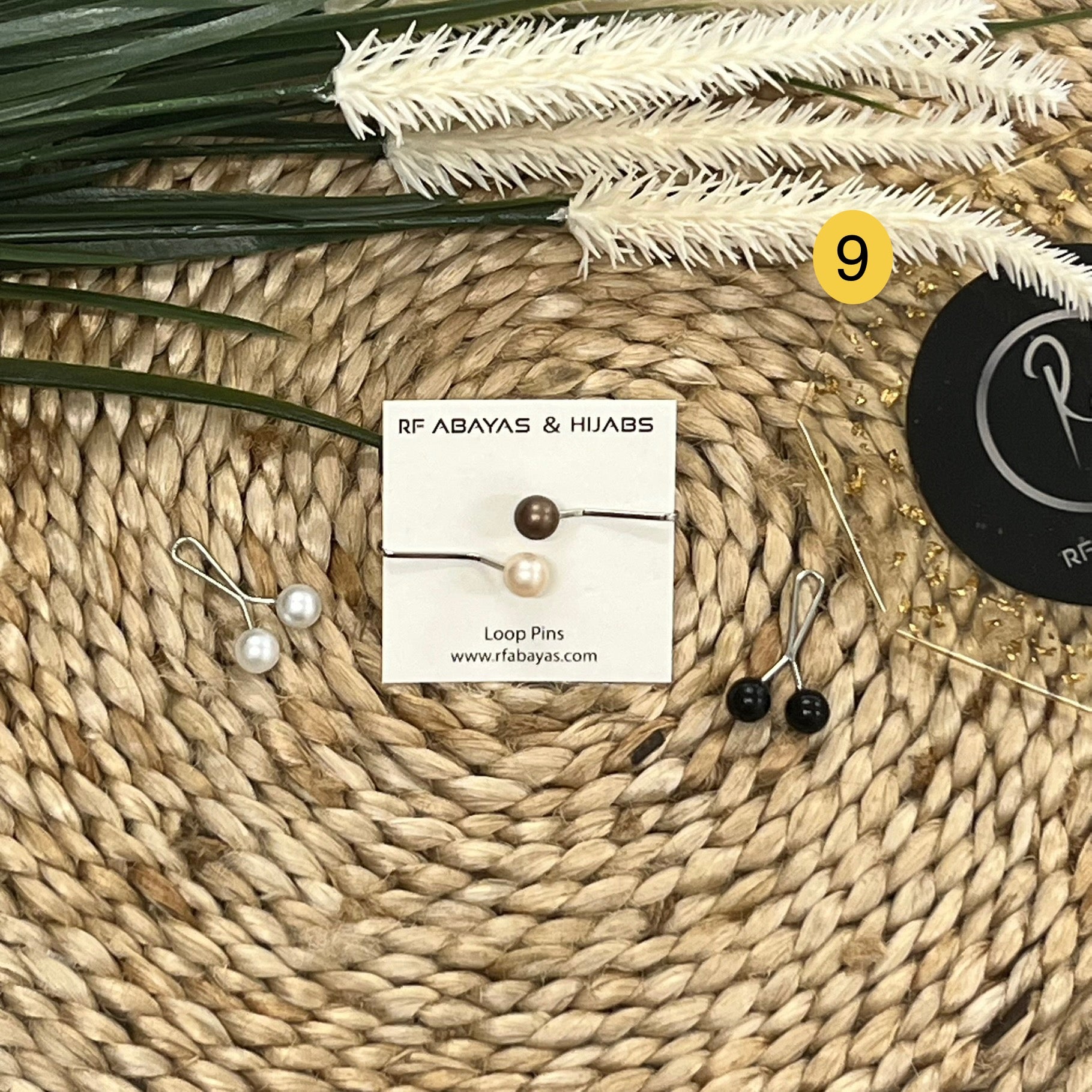 Loop Pins ( Pack of 4 Pins ) - RF Abayas
