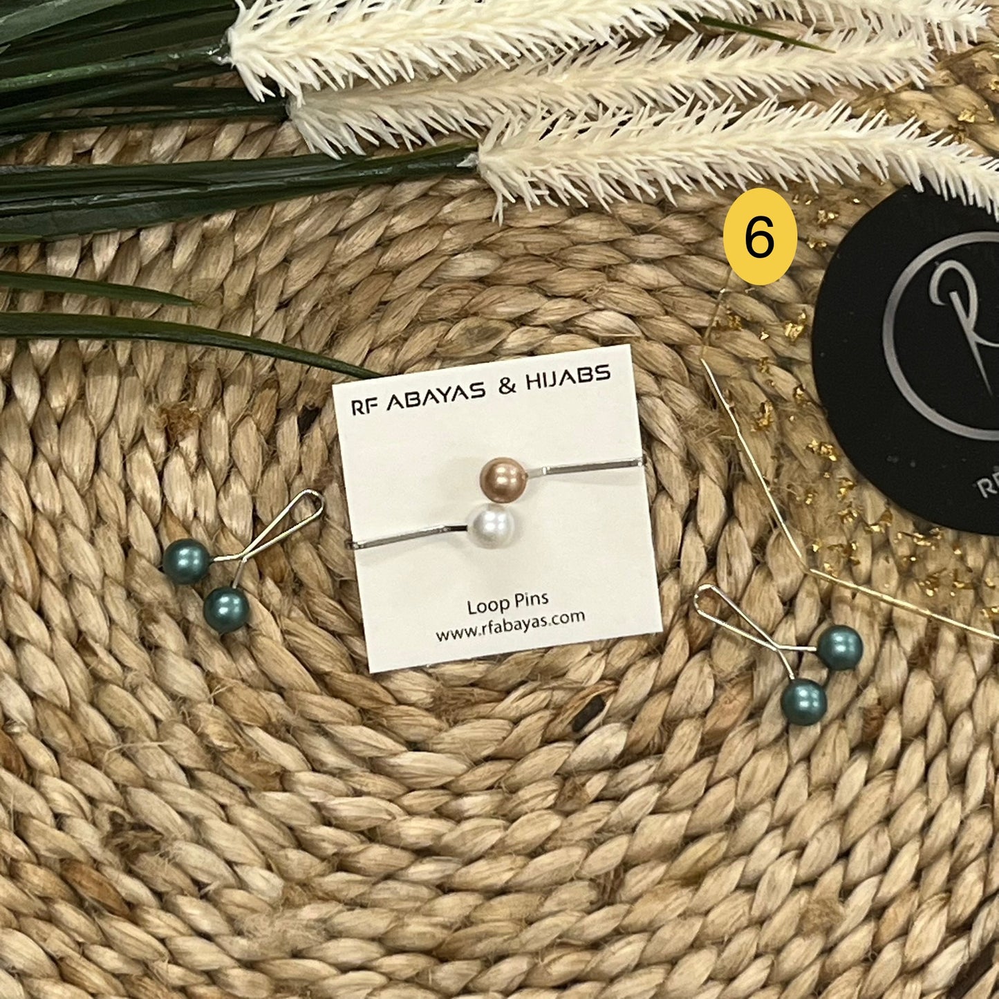 Loop Pins ( Pack of 4 Pins ) - RF Abayas